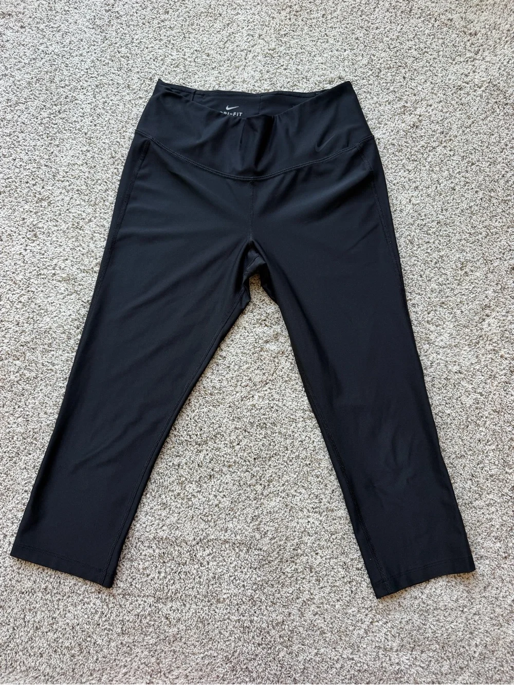 Nike Dri-FIT Black High Rise Cropped Athletic Leggings Small Yoga Running